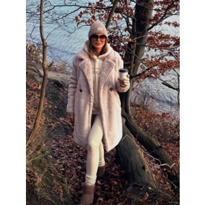 Lady's light beige fur coat