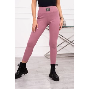 Ribbed high-waisted leggings of dark pink color