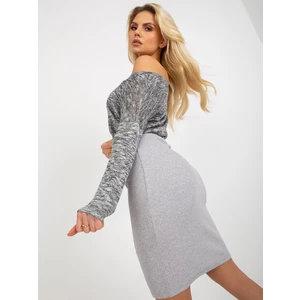 Light grey fitted skirt from RUE PARIS