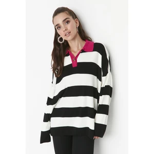 Trendyol Sweater - Black - Relaxed fit
