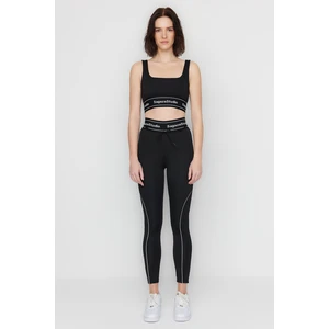 Trendyol X Sagaza Studio Black Stretchy Sports Tights with Piping Detailed and Push-Up Stitching.