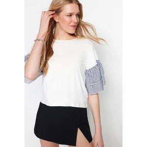 Trendyol White Poplin Detail Relaxed/Wide Comfortable Cut Crewneck Knitted Blouse