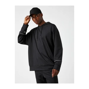 Koton Basic Sweatshirt with a Hoodie