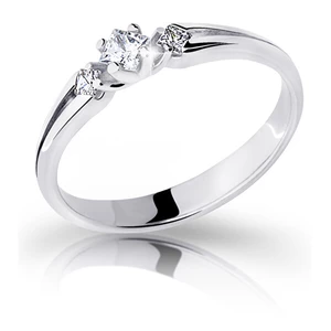 Cutie Diamonds Elegantný zásnubný prsteň z bieleho zlata s diamantmi DZ6866-2105-00-X-2 54 mm