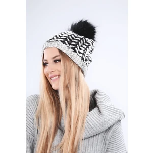Black winter herringbone cap