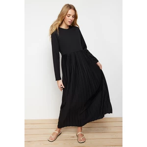 Trendyol Black Skirt Pleated Scuba Knitted Dress