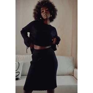 Soft knitted black set