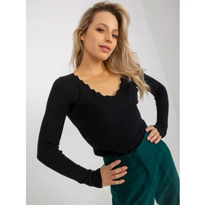 Black ribbed classic sweater with neckline