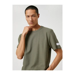 Koton Basic Textured T-Shirt. Crew Neck Short Sleeves.