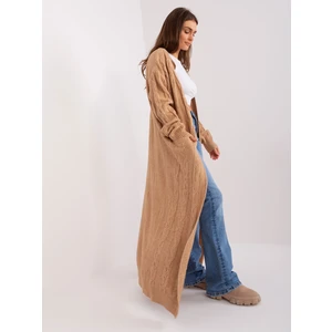 Camel long sweater with cables