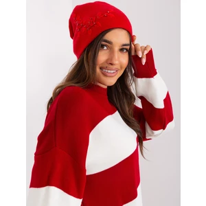 Red ruffled hat