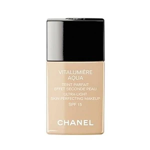 Chanel Vitalumière Aqua ultra ľahký make-up pre žiarivý vzhľad pleti odtieň 10 Beige SPF 15 30 ml