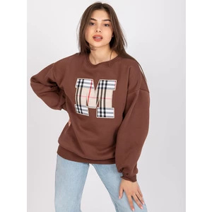 Dark brown sweatshirt with an Elise print