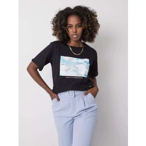 Black women&#39;s t-shirt with a print