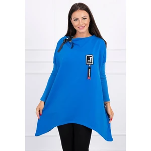 Oversize sweatshirt with asymmetrical sides jeans