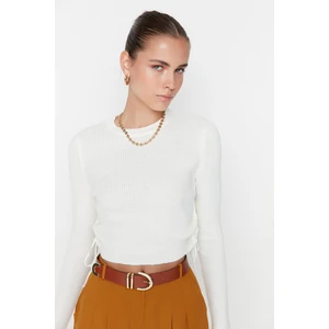 Trendyol Sweater - Ecru - Slim fit