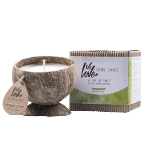 We Love the Planet Sójová sviečka v kokosovom orechu Darjeeling Delight 190 g