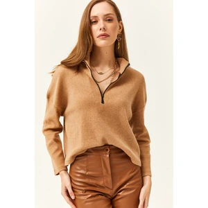 Olalook Women's Camel Zipper High Neck Raised Sweater