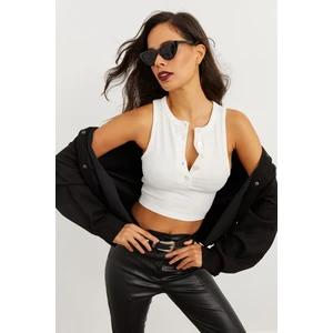 Cool & Sexy Women's Ecru Button-Front Sleeveless Crop Blouse KY79