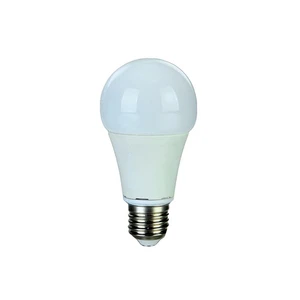 LED izzó Solight 7W, E27, 3000K, 520lm