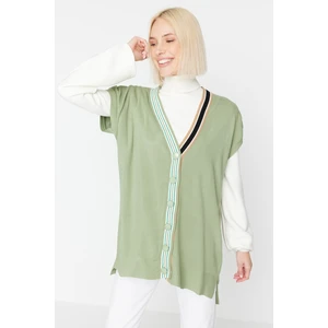 Trendyol Sweater - Grün - Relaxed fit