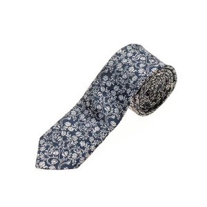 Tmavě modrá pánská elegantní kravata Bolf K104