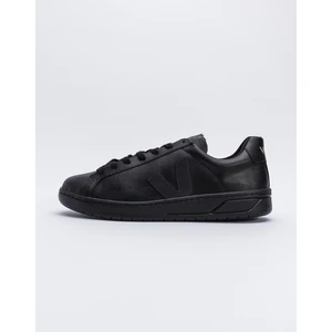 Veja Urca Full Black 40