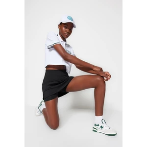 Pantaloncini sportivi da donna  Trendyol