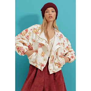 Trend Alaçatı Stili Women's Ecru Quilted Floral Patterned Coat