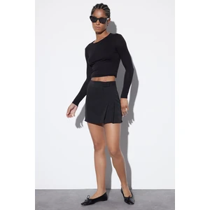 Trendyol Black Mini Skirt