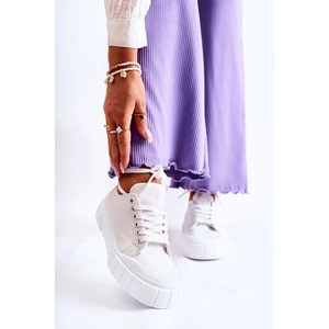 Women's Sneakers on the Platform White Comes
