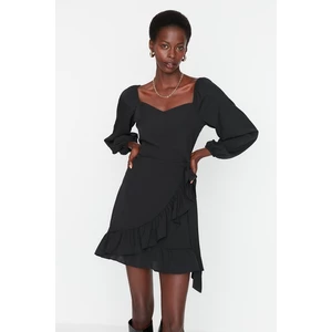Trendyol Black Flounce Super mini tkané šaty