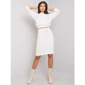 White two-piece set made of cotton