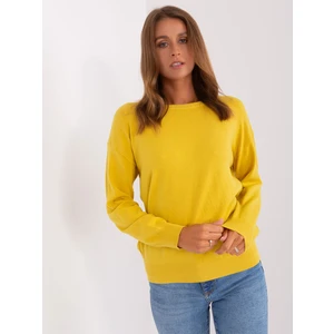 Yellow classic sweater with long sleeves