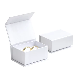 JK Box Biela darčeková krabička na snubné prstene VG-7/AW
