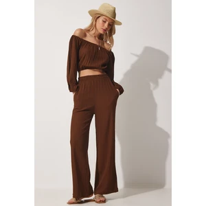 Happiness İstanbul Women's Brown Carmen Collar Crop Blouse, Pants Linen Suit