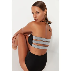 Trendyol Black Strapless Bikini Tops With Plunging Back