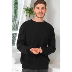 V0349 DEWBERRY MEN'S OVERSIZE SWEATER-PLAIN BLACK