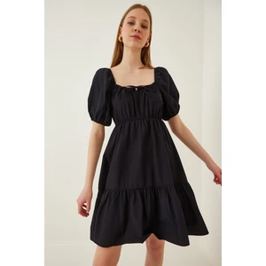 Happiness İstanbul Women's Black Pleated Collar Flare Poplin Dress