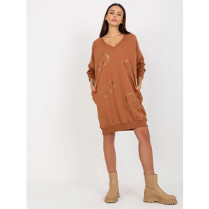 Light brown one-size long sweatshirt with rhinestone application