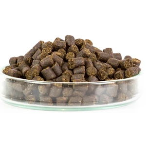 Mikbaits vnadící pelety pstruhové (potápivé)-4 mm 2,5 kg