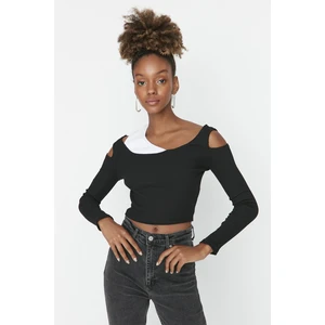 Trendyol Blouse - Black - Slim fit