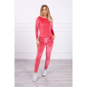 Velor set with ruffles at the back raspberry