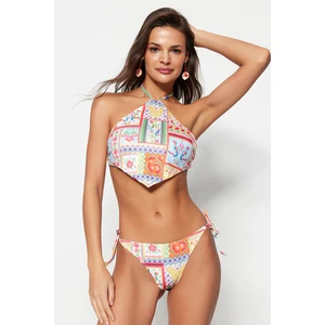 Trendyol Fruit Patterned Bikini Bottoms with Fasteners, Regular Legs