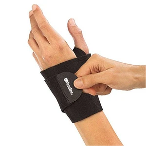 Mueller Wraparound Wrist Support