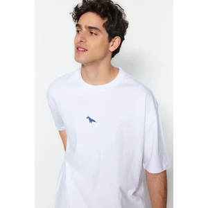 Trendyol White Men's Oversize/Wide Cut Crew Neck Short Sleeve Dinosaur Embroidery 100% Cotton T-Shirt.