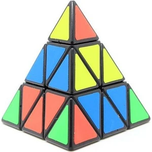 RecentToys Pyramída