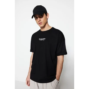 Trendyol Black Men's Oversize/Wide Cut Crew Neck Short Sleeved Text Printed 100% Cotton T-Shirt.