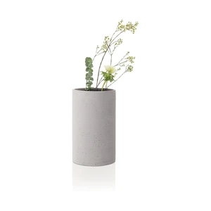 Svetlosivá váza Blomus Bouquet, výška 20 cm