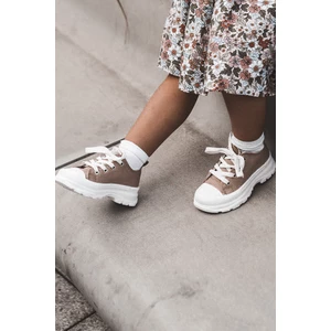 Children's Sneakers On A Platform Beige Travel Time